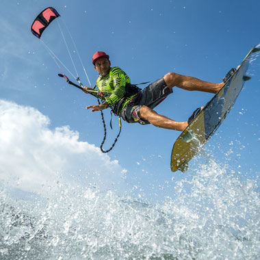 kitesurf-camargue-vacances-mer-sport