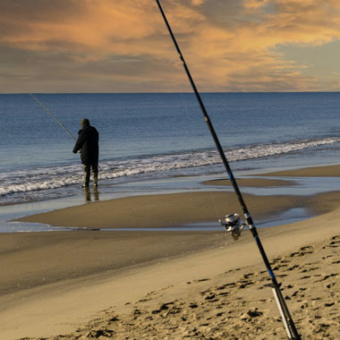 vacances-camargue-plage-peche